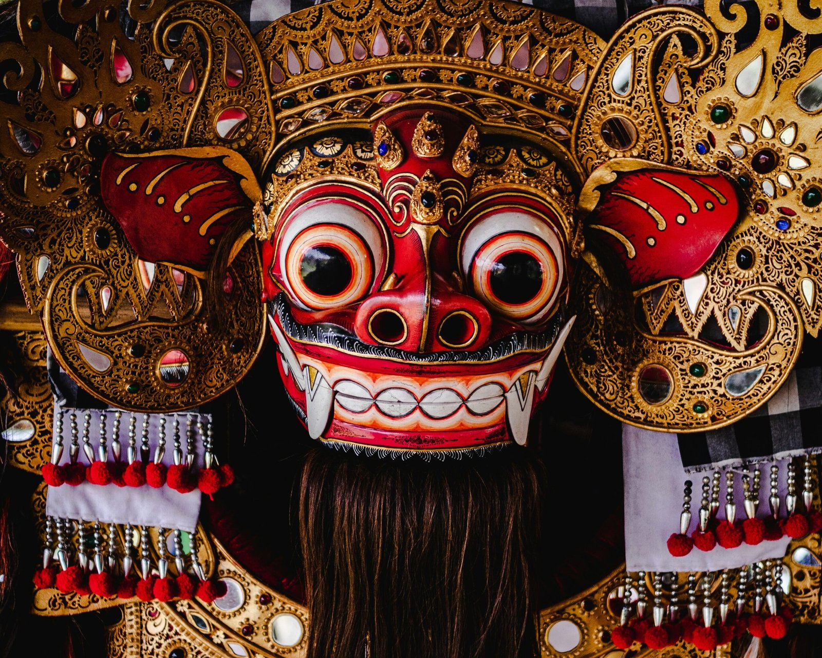 3.marco-de-hevia-qXUwjEIfbfs-unsplash1